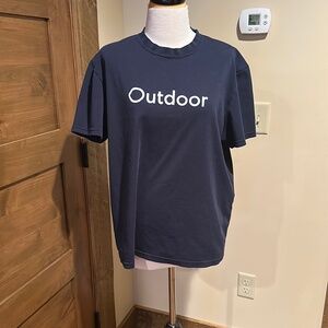Outdoor Voices XL T-shirt